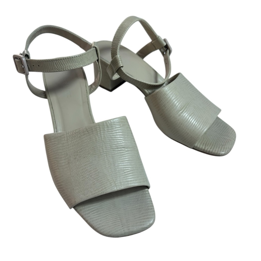 Everlane Light Gray Textured Leather Block Heel Sandals